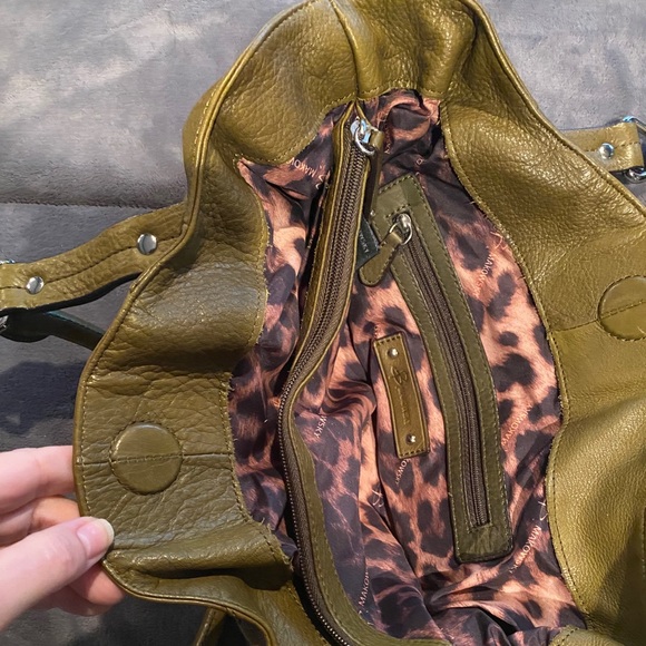 B makowsky Hunter Green Genuine Leather Bag - Picture 4 of 4